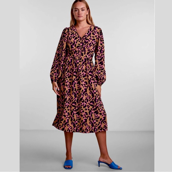 Anthropologie Pieces Erinn Midi Dress Sz. Medium - Picture 2 of 11